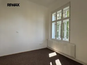 Pronájem kanceláře, Kladno, Kleinerova, 14 m2