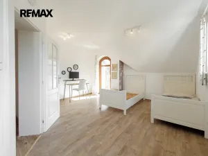 Prodej rodinného domu, Tuchoměřice, Ke Statenicím, 347 m2