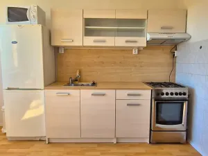 Pronájem bytu 3+1, Praha - Modřany, Vokrojova, 78 m2