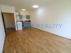 Pronájem bytu 2+kk, Praha - Strašnice, U hranic, 50 m2