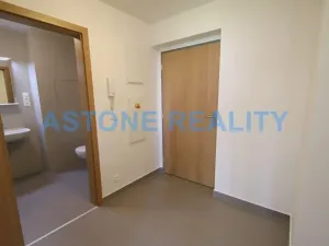 Pronájem bytu 2+kk, Praha - Strašnice, U hranic, 50 m2