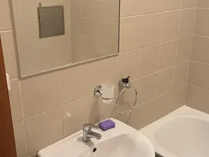 Pronájem bytu 1+kk, Praha - Nové Město, Navrátilova, 22 m2