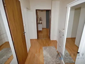 Pronájem bytu 2+1, Liberec, Slovenského národního povstání, 53 m2