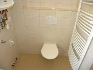 Pronájem bytu 1+kk, Jihlava, Komenského, 28 m2