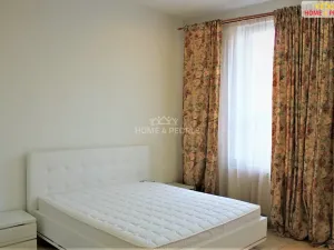Prodej bytu 2+1, Karlovy Vary, Koptova, 66 m2
