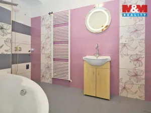 Prodej bytu 3+1, Nadějov, 85 m2