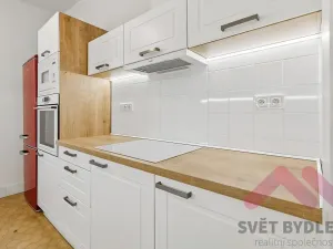 Pronájem bytu 2+1, Praha - Holešovice, U smaltovny, 74 m2