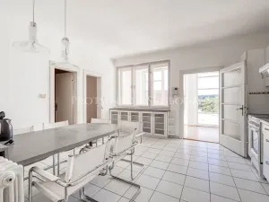 Prodej vily, Křižanov, Benešovo náměstí, 530 m2