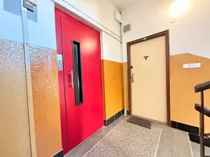Pronájem bytu 3+1, Praha - Žižkov, Hartigova, 81 m2