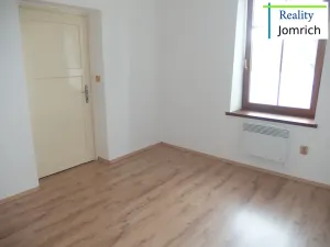 Pronájem bytu 2+1, Liberec, Na Srázu, 52 m2
