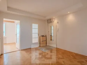 Prodej bytu 3+1, Praha - Vinohrady, Písecká, 79 m2