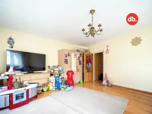 Prodej bytu 2+1, Karlovy Vary, Raisova, 62 m2