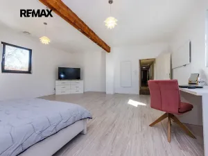 Prodej činžovního domu, Černuc, 330 m2
