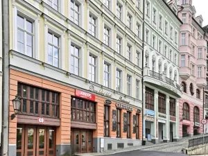 Prodej bytu 3+kk, Karlovy Vary, Divadelní náměstí, 147 m2