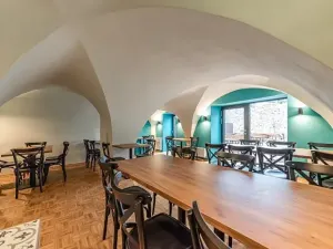 Pronájem obchodního prostoru, Jihlava, Čajkovského, 90 m2