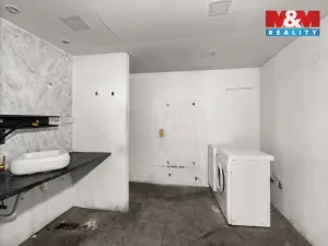 Prodej rodinného domu, Rynholec, nám. 1. máje, 363 m2