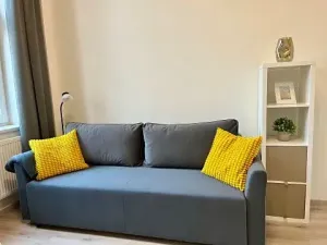 Pronájem bytu 2+kk, Praha, Kubánské náměstí, 41 m2