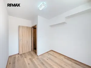 Pronájem bytu 1+kk, Račetice, 36 m2