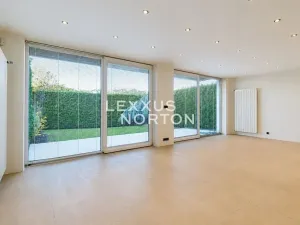 Pronájem rodinného domu, Praha - Stodůlky, Hlušičkova, 300 m2