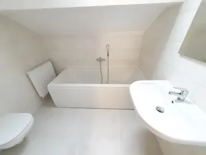 Pronájem bytu 3+kk, Praha - Nusle, náměstí Bratří Synků, 76 m2