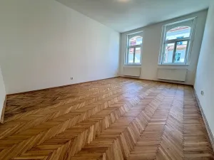 Pronájem bytu 2+1, Praha - Holešovice, Letenské náměstí, 82 m2