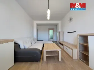 Prodej bytu 3+1, Klášterec nad Ohří - Miřetice u Klášterce nad Ohří, Pod Stadionem, 62 m2