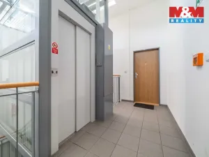 Prodej bytu 4+kk, Králův Dvůr, 89 m2