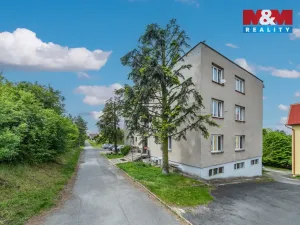 Prodej bytu 4+1, Větrušice, Jižní, 74 m2