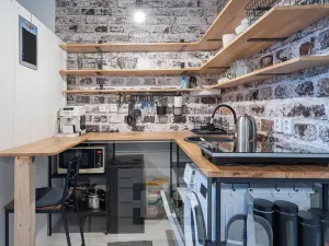 Pronájem bytu 1+kk, Praha - Vinohrady, Na Folimance, 28 m2