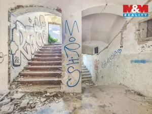Prodej komerčního pozemku, Zvoleněves, 18500 m2