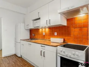 Prodej bytu 2+1, Praha - Vršovice, Lvovská, 72 m2