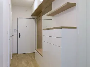 Pronájem bytu 2+kk, Praha - Liboc, Naardenská, 54 m2