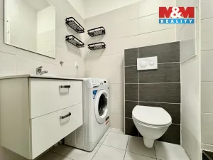 Pronájem bytu 2+1, Chomutov, Blatenská, 51 m2