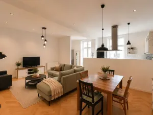 Pronájem bytu 2+kk, Praha - Karlín, Vítkova, 82 m2