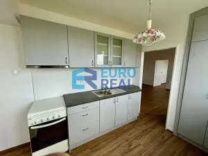 Pronájem bytu 2+1, Praha - Modřany, U zastávky, 55 m2
