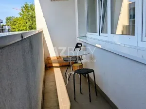 Pronájem bytu 1+kk, Praha - Motol, Hennerova, 37 m2