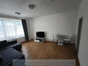 Pronájem bytu 2+1, Kladno, 57 m2