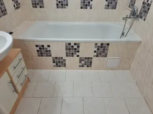 Pronájem bytu 2+1, Hradec Králové, U Koruny, 75 m2