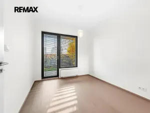 Pronájem bytu 2+kk, Praha - Jinonice, Kloudova, 50 m2