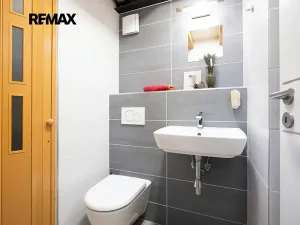 Prodej obchodního prostoru, Praha - Troja, Vřesová, 240 m2