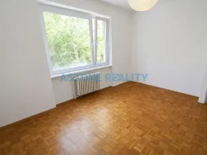 Pronájem bytu 3+1, Praha - Modřany, Hřebíkova, 76 m2