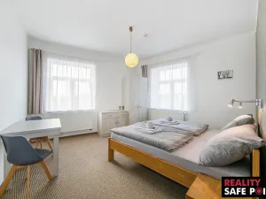 Prodej ubytování, Dobřany, Lipová, 820 m2