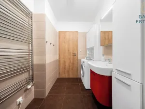 Prodej bytu 3+kk, Mukařov, Šípková, 55 m2