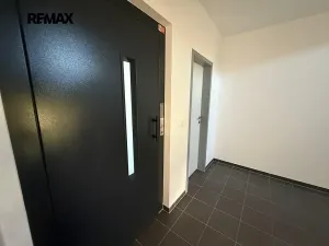 Pronájem bytu 2+kk, Slaný, Prokopa Holého, 40 m2