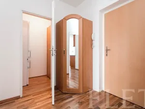Prodej bytu 2+kk, Praha - Kbely, Pod Nouzovem, 45 m2