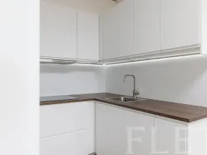 Pronájem bytu 2+kk, Praha - Hloubětín, Waltariho, 52 m2