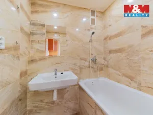 Pronájem bytu 2+1, Karlovy Vary - Rybáře, Mládežnická, 60 m2