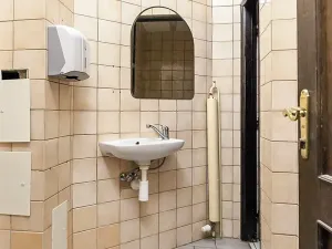 Pronájem obchodního prostoru, Kutná Hora, Husova, 195 m2
