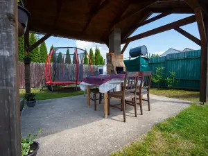 Prodej chalupy, Lužnice, 194 m2