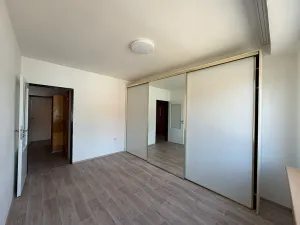 Prodej bytu 3+1, Praha, Hartigova, 64 m2
